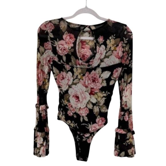 Lulu's Bodysuit Floral Black Mesh Keyhole Back Bell Sleeve Womens Size Small - Picture 3 of 5